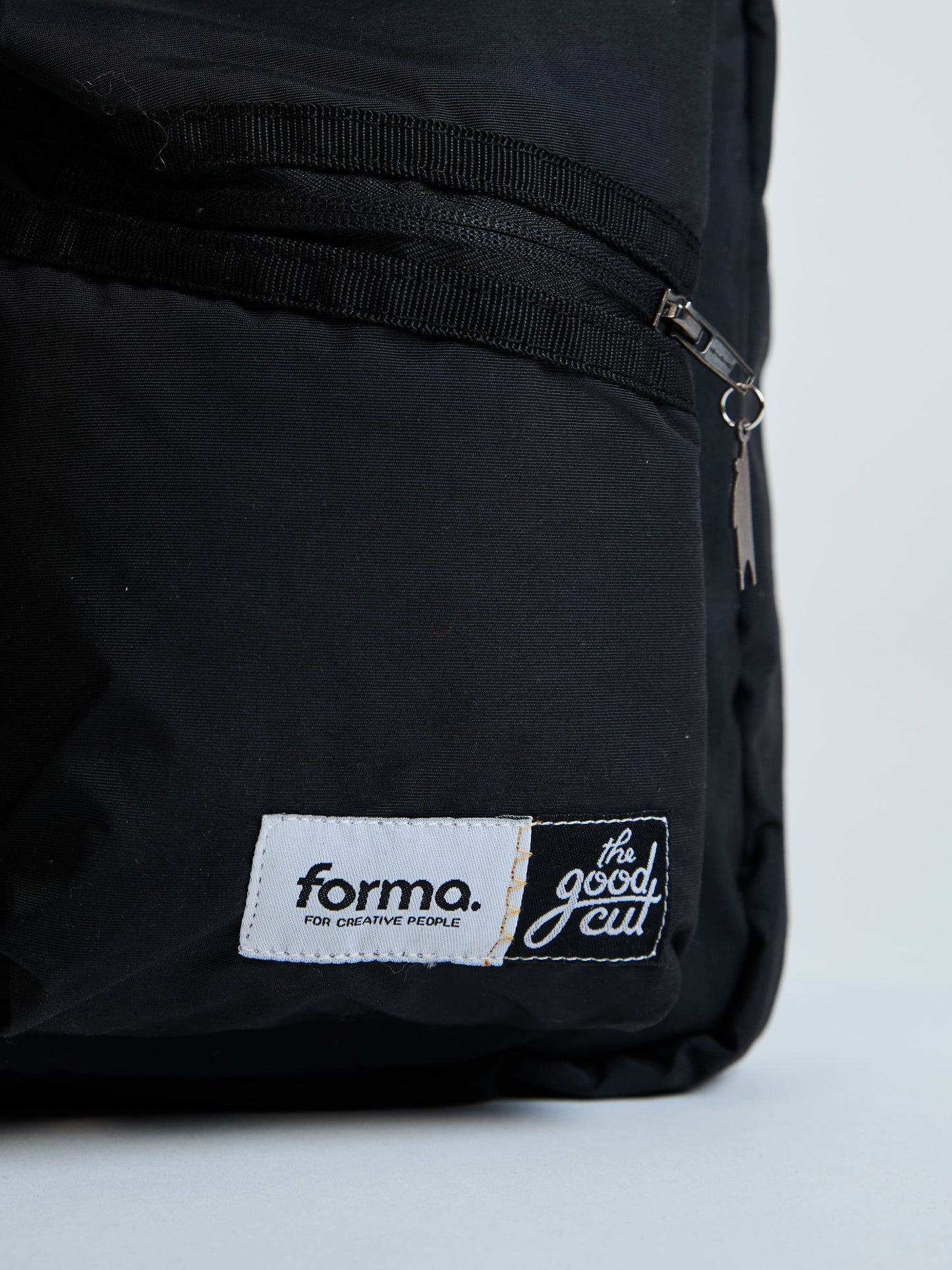 BOLSO DE TRABAJO FORMA X THEGOODCUT