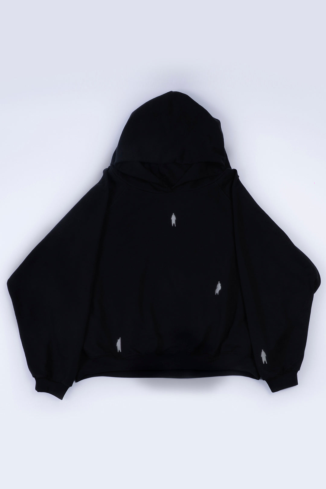 Hoodie negro FORMA boxy fit, vista frontal
