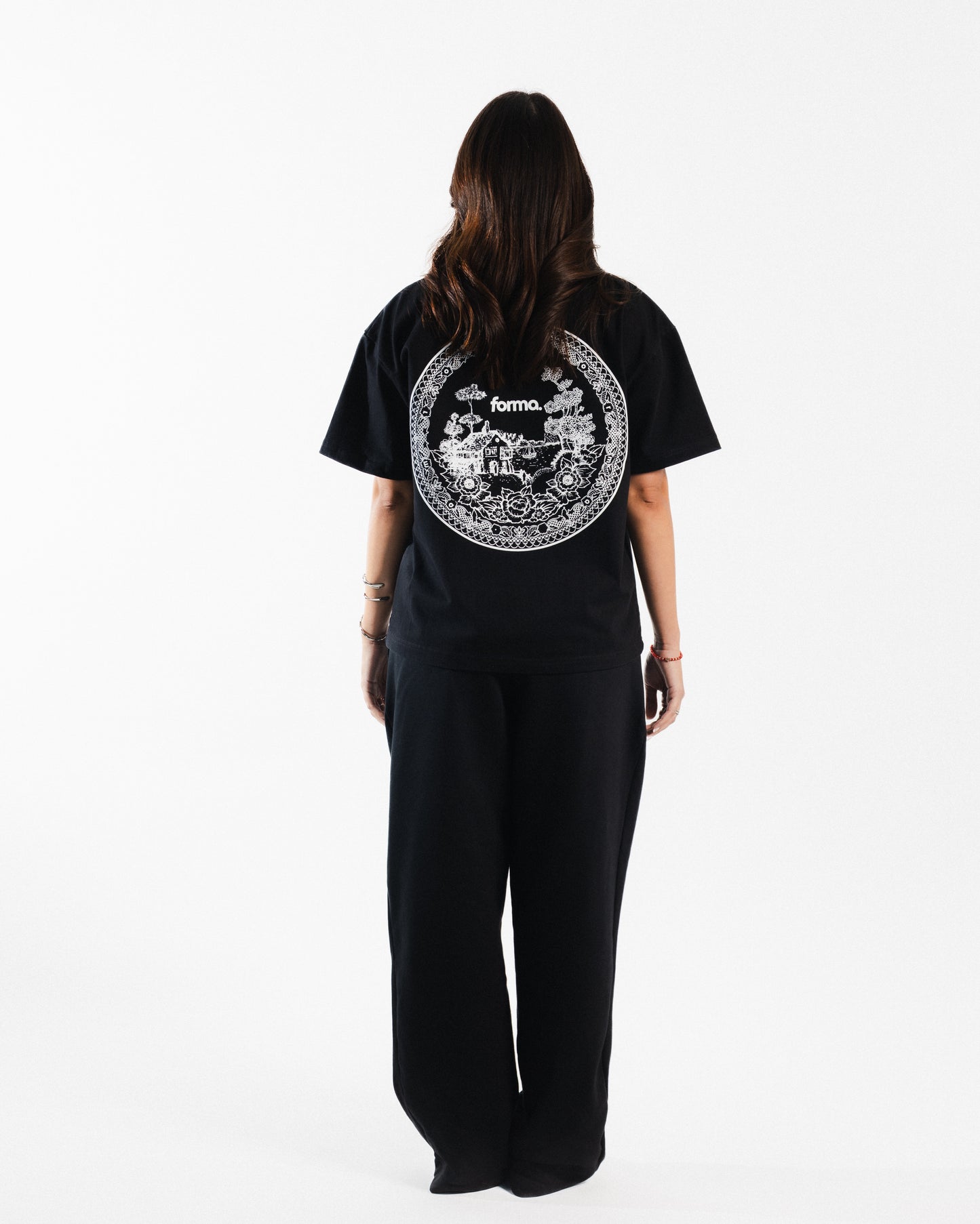POLERA RECUERDO OVERSIZED NEGRA