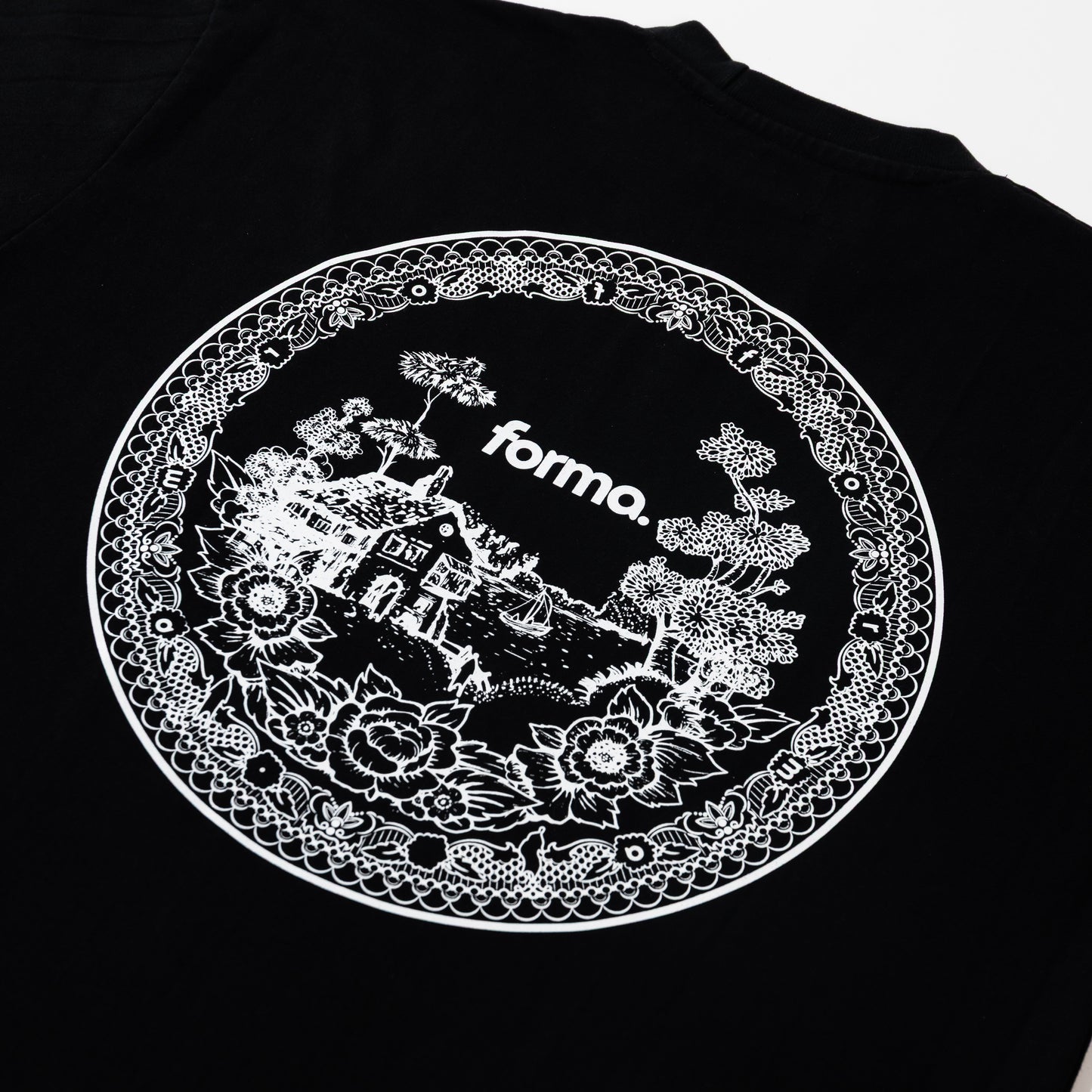 POLERA RECUERDO OVERSIZED NEGRA